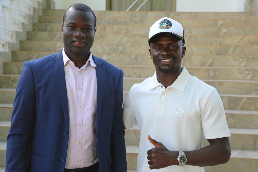 Hon. Bakary Y. Badjie (@baksbadjie) on Twitter photo Yesterday, I joined <a href="/BarrowPresident/">President Barrow</a> at State House as he welcomed the Senegalese international star <a href="/SMane_Officiel/">Sadio Mané</a>, who's on a visit in The Gambia.
The interaction covered, among other areas, his work with Oryx Energies & possible partnership in developing football in 🇬🇲. Yesterday, I joined <a href="/BarrowPresident/">President Barrow</a> at State House as he welcomed the Senegalese international star <a href="/SMane_Officiel/">Sadio Mané</a>, who's on a visit in The Gambia.
The interaction covered, among other areas, his work with Oryx Energies & possible partnership in developing football in 🇬🇲.