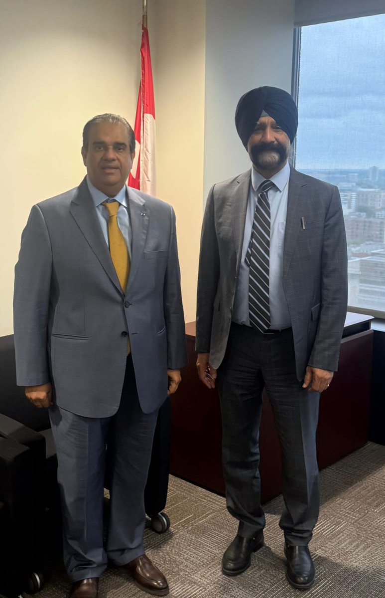 amb_almansouri's tweet image. Delighted to meet Dr. Harpreet S. Kochhar, Deputy Minister of Immigration, Refugees and Citizenship Canada (IRCC).
Grateful for the opportunity to connect and reaffirm the strong foundation of Qatar–Canada relations across shared priorities.
🇶🇦🤝🇨🇦
#Diplomacy #QatarCanada #IRCC…