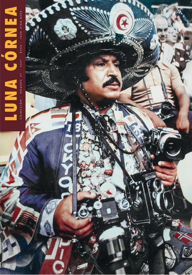 cimagen's tweet photo. Con el número 37 de la revista Luna Córnea conmemoramos el aniversario luctuoso del periodista y escritor Carlos Monsiváis.👓
En este número titulado 'La iconosfera Monsiváis' indaga el proceso de construcción de Carlos Monsiváis como intelectual renovador y provocador... https://t.co/kisQSPE4sl