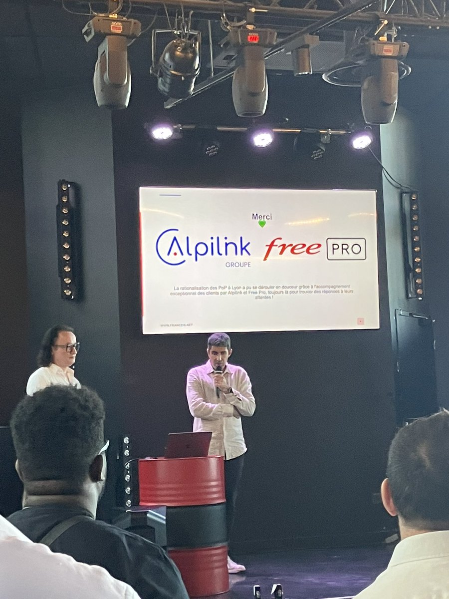 ixpfranceix's tweet photo. 🔈En direct du France-IX Tour Lyon : une #rationalisation des #PoP à Lyon en douceur grâce à l'accompagnement exceptionnel des clients par Alpilink et @FreePro !
#franceixtour #franceixtourlyon #communauté #telecommunications #pointsdeprésence #PoP #networking #connectivité https://t.co/auHbmXXP0P