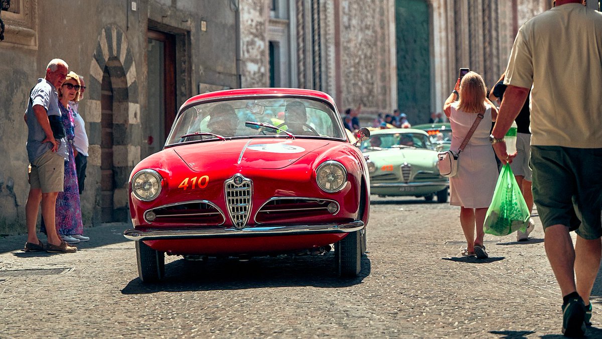 Alfa Romeo (@alfa_romeo) on Twitter photo Smiles on every turn. Pure passion on the road. The Luna Rossa team brings their unstoppable spirit through Italy’s beauty under a blazing sun.
#AlfaRomeo #1000Miglia2025 #LunaRossa <a href="/lunarossa/">Luna Rossa Team</a> Smiles on every turn. Pure passion on the road. The Luna Rossa team brings their unstoppable spirit through Italy’s beauty under a blazing sun.
#AlfaRomeo #1000Miglia2025 #LunaRossa <a href="/lunarossa/">Luna Rossa Team</a>