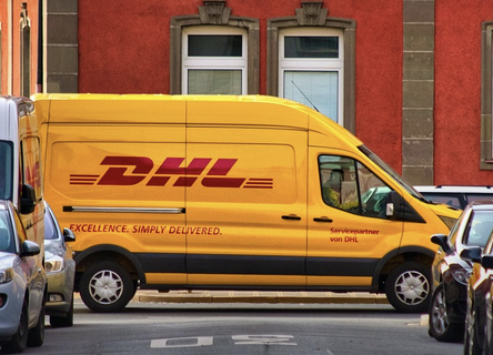 New Post looking at DHL's bizarre request to feds for permission to keep using scab workers after law banning their use comes into effect tomorrow

"DHL Requests Permission to Violate Canadian Labour Laws"

LawofWork Blog lawofwork.ca/dhl-requests-p…

Substack thelawofwork.substack.com/p/dhl-express-…