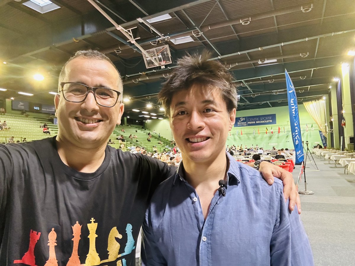 Un immense merci à Julien Song <a href="/MIJulienSong/">Julien Song</a> , n°1 des échecs sur YouTube en France, pour sa gentillesse chaleureuse et son animation pleine d’énergie au Championnat de France Blitz &amp; Rapide à Saint-Maur ! ♟️🔥
Les échecs, c’est aussi de belles rencontres humaines 🙏👏 #Chess
