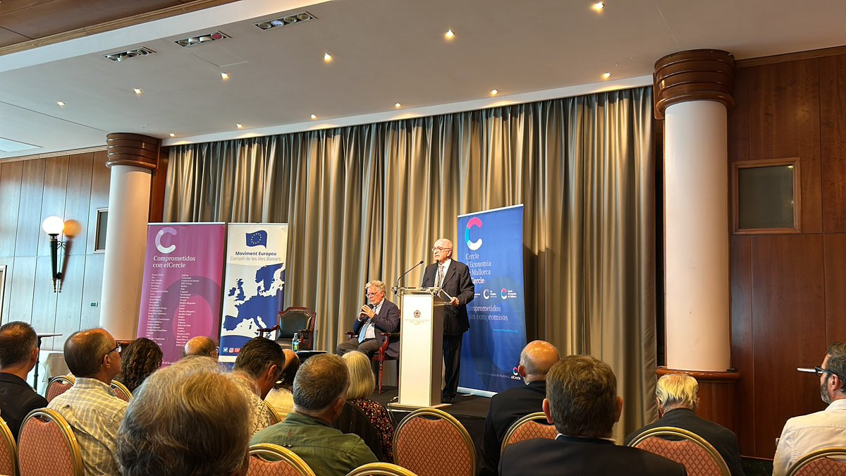 En el acto que organiza el Moviment Eiropeu de les Illes Balears y el <a href="/CdEconomia/">Cercle d'Economia</a> con Joaquín Almunia analizando los retos que tiene Europa