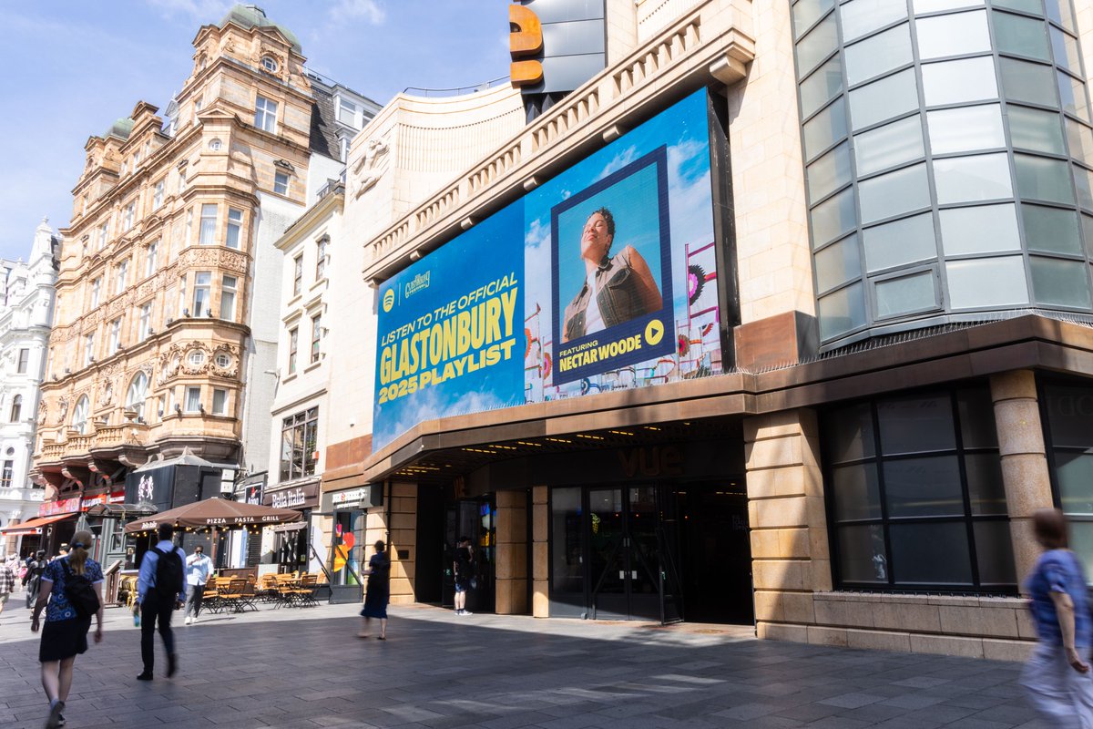 Nectar Woode (@nectarwoode) on Twitter photo My face on a billboard in central London..! 🤯💚
Thank you <a href="/SpotifyUK/">Spotify UK & Ireland</a> - get listening to those Glasto tunes for next week! 🎶🎪
open.spotify.com/playlist/37i9d… <a href="/glastonbury/">Glastonbury Festival</a> My face on a billboard in central London..! 🤯💚
Thank you <a href="/SpotifyUK/">Spotify UK & Ireland</a> - get listening to those Glasto tunes for next week! 🎶🎪
open.spotify.com/playlist/37i9d… <a href="/glastonbury/">Glastonbury Festival</a>