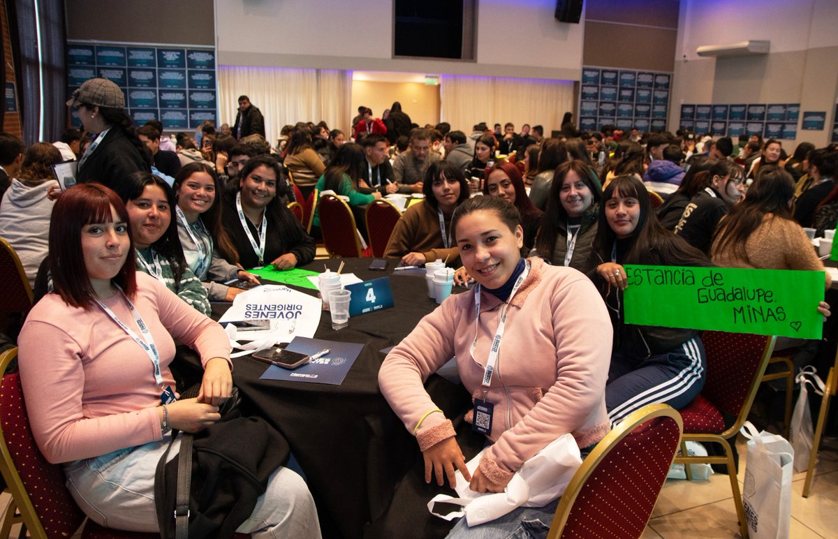 Hacemosuxcba's tweet photo. Así pasó el 3er Encuentro Regional de Jóvenes Dirigentes. 💪🙋🏻‍♂️

Más de 270 chicos y chicas de los departamentos Minas, Pocho, San Alberto y San Javier se reunieron en la localidad de #MinaClavero para compartir una jornada de formación, diálogo y reflexión política. https://t.co/QAFmZn0G1B