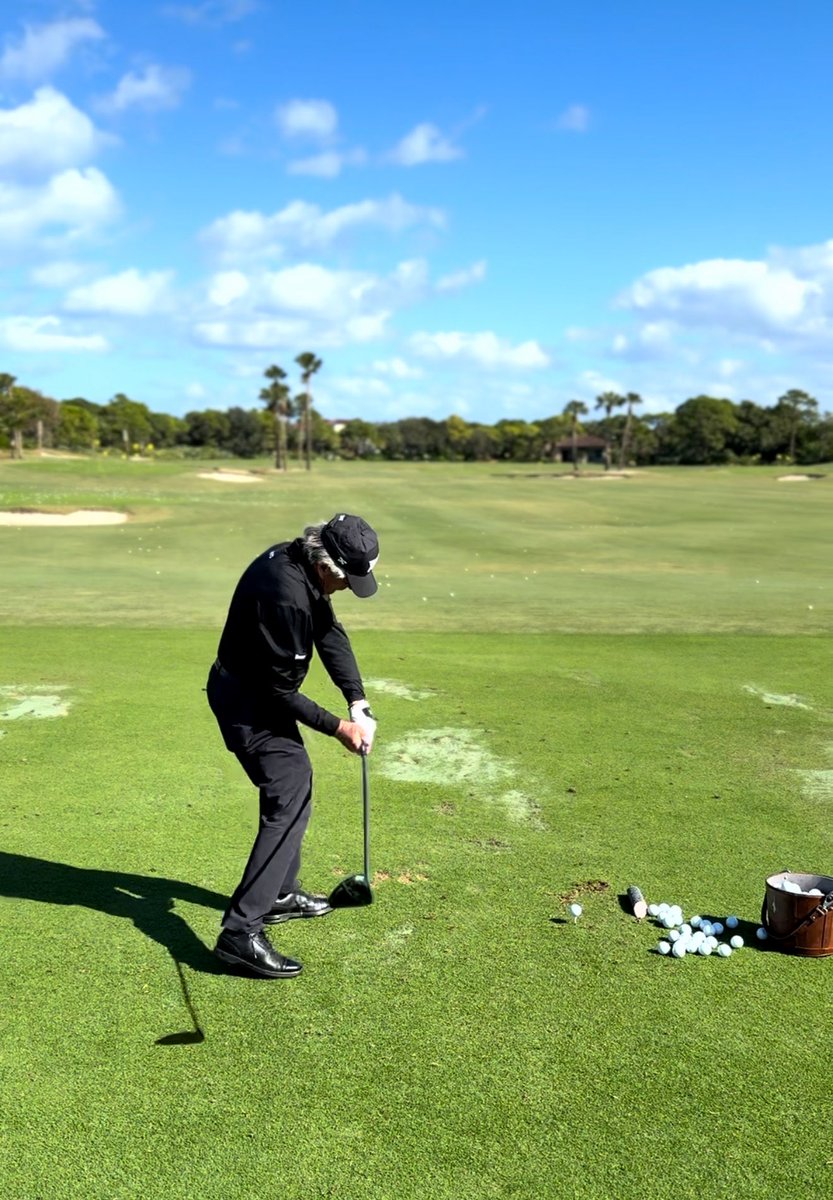 garyplayer's tweet image. Emphasis on initiating the downswing correctly, by rotating your hips, is in my opinion the key ingredient to playing consistent golf. This is because rotation ensures the hands/arms fall into the correct place resulting in you hitting the ball from the inside. GP
#PXGTroops