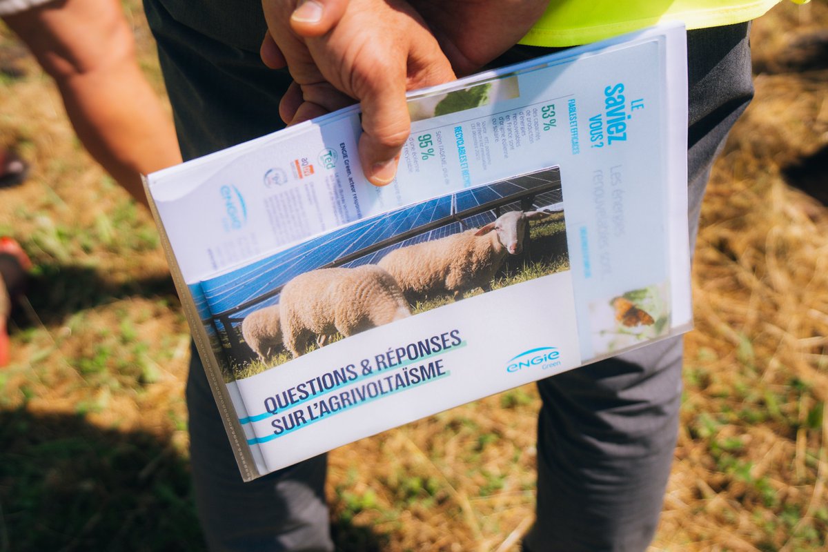 Villes de France (@villesdefrance) on Twitter photo 𝗘𝗡𝗚𝗔𝗚𝗘́𝗦 𝗣𝗢𝗨𝗥 𝗟'𝗔𝗩𝗘𝗡𝗜𝗥 ♻️
👀 Cet après-midi, <a href="/GilAverous/">Gil Avérous</a> & Marie-Claude Jarrot, étaient aux côtés d’<a href="/ENGIEgroup/">ENGIE</a>, partenaire de <a href="/VillesdeFrance/">Villes de France</a>, pour visiter la centrale photovoltaïque de Lucy à Montceau-les-Mines. 💡
Ce parc solaire photovoltaïque est un 𝗘𝗡𝗚𝗔𝗚𝗘́𝗦 𝗣𝗢𝗨𝗥 𝗟'𝗔𝗩𝗘𝗡𝗜𝗥 ♻️
👀 Cet après-midi, <a href="/GilAverous/">Gil Avérous</a> & Marie-Claude Jarrot, étaient aux côtés d’<a href="/ENGIEgroup/">ENGIE</a>, partenaire de <a href="/VillesdeFrance/">Villes de France</a>, pour visiter la centrale photovoltaïque de Lucy à Montceau-les-Mines. 💡
Ce parc solaire photovoltaïque est un