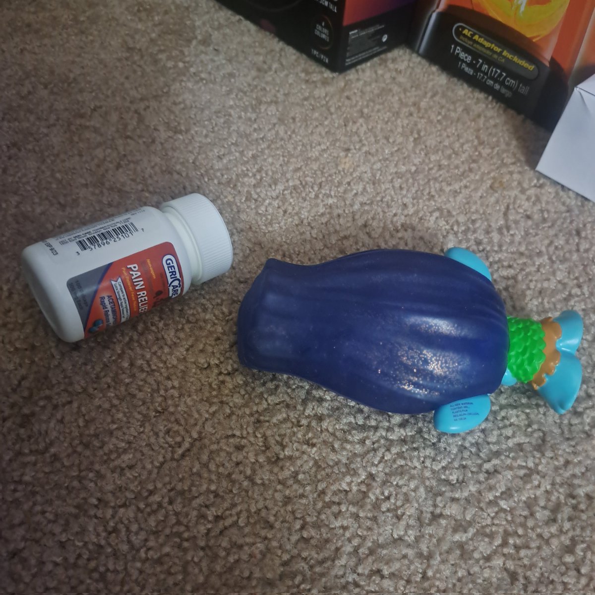 Branchlover985's tweet image. GENUINELY woke up from a nap to him like this??? WHAT THE FUCK HAPPENED?? 😭
