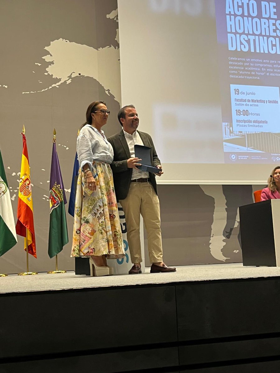 Canal Málaga RTV (@canalmalagartv) on Twitter photo 🎖️<a href="/MarketingGesUMA/">Facultad de Marketing y Gestión UMA</a> entrega la distinción a <a href="/CanalMalagaRTV/">Canal Málaga RTV</a> "por su colaboración en las labores de difusión de las actividades de la facultad" 🎖️<a href="/MarketingGesUMA/">Facultad de Marketing y Gestión UMA</a> entrega la distinción a <a href="/CanalMalagaRTV/">Canal Málaga RTV</a> "por su colaboración en las labores de difusión de las actividades de la facultad"