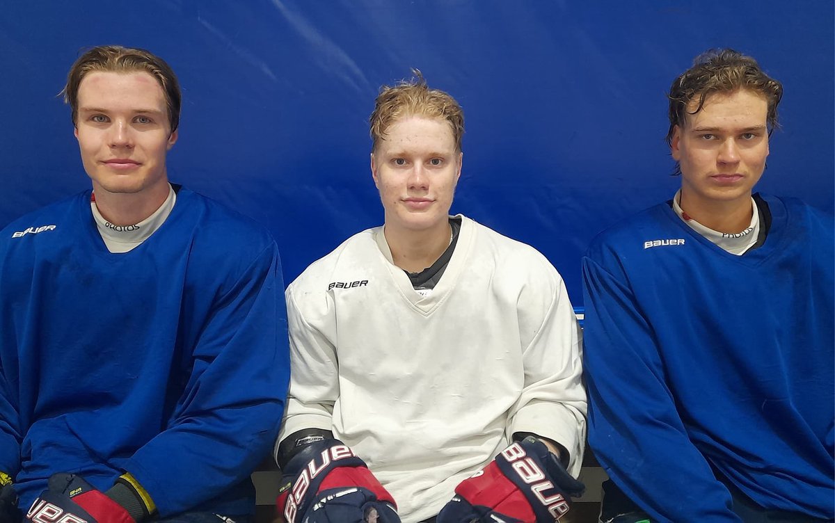 Ketterä on tehnyt juniorisopimukset neljän U20-joukkueensa pelaajan kanssa.

Lue lisää kotisivujen uutisesta ⤵️

kettera.net/articles/artic…

#ketterä #mestis