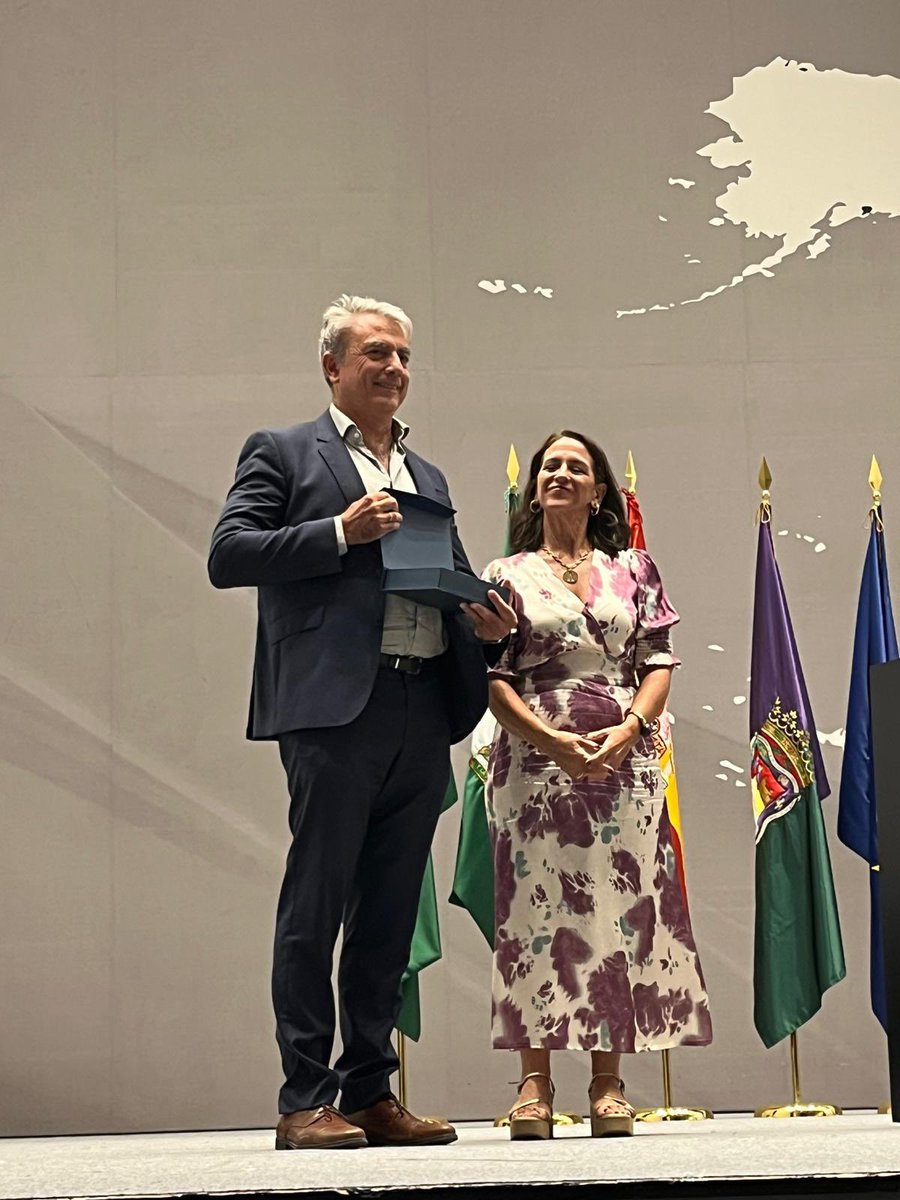 Distinción de Honor a la Cooperación Profesional a Metro Málaga.