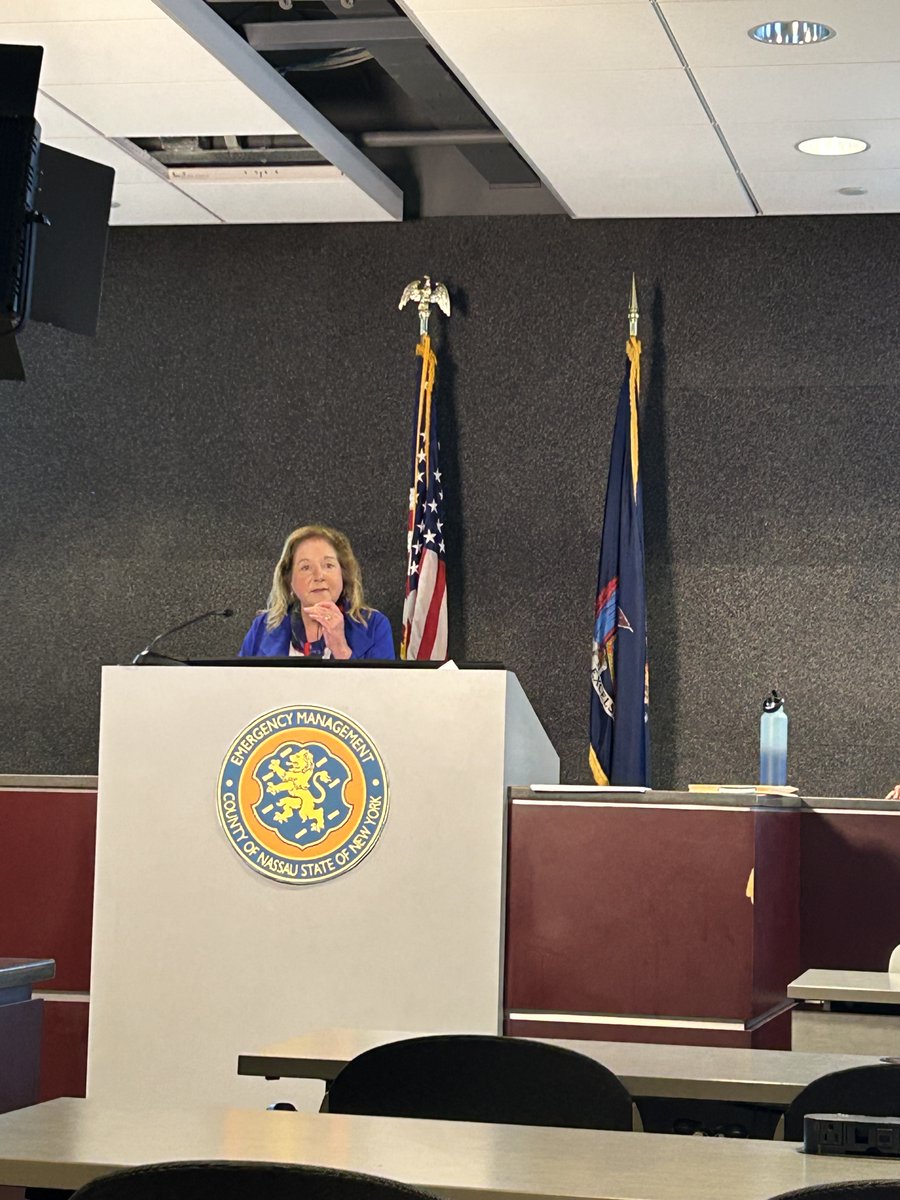 DA Donnelly reaffirmed her commitment to holding offenders accountable to animal crimes at the 2025 Animal Crimes Conference in Bethpage. The conference featured workshops on animal laws in NY State, with a focus on the process of animal cruelty investigations and prosecutions.