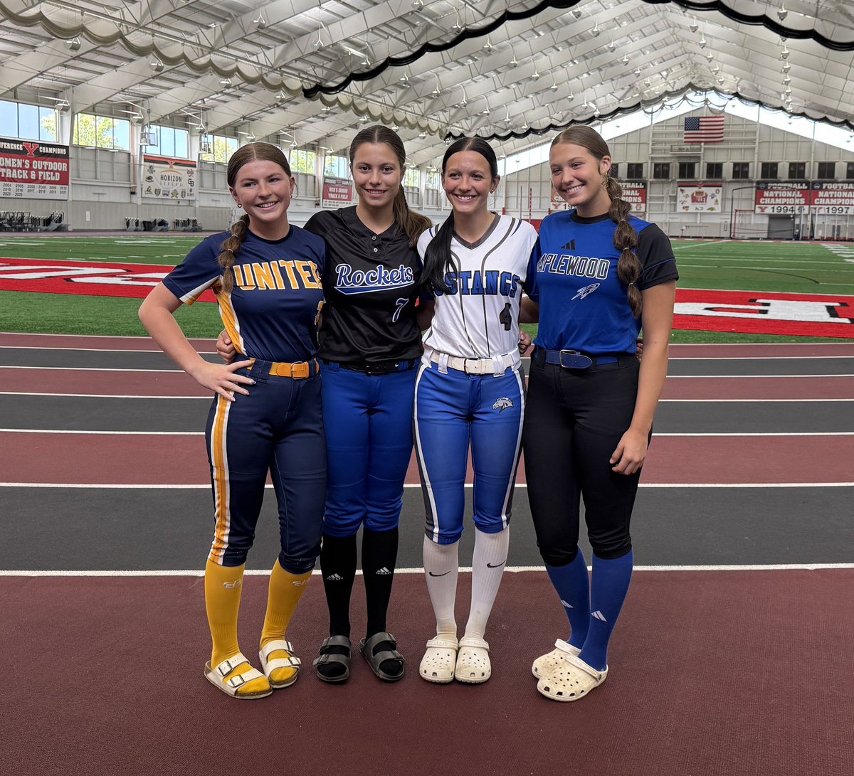 Freshmen 🔥 

<a href="/YSNLive_com/">YSNLive.com</a> 
<a href="/addison_marker/">Addison Marker #21</a> 
<a href="/ClaireUrchek/">Claire Urchek</a>