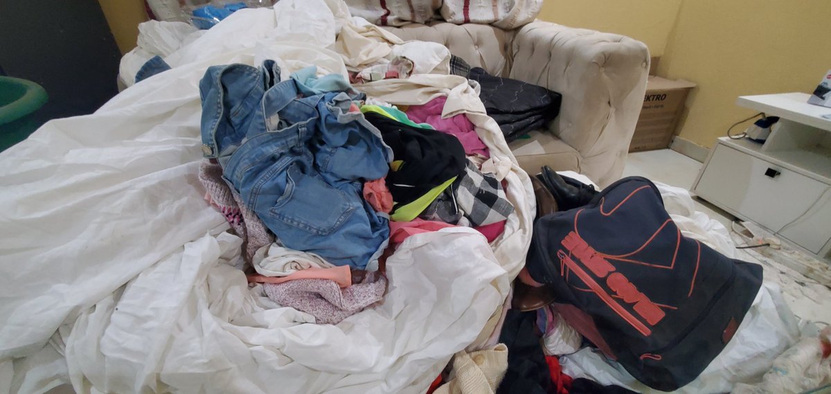 bennyMalama's tweet image. See why i am always eating nshima ka 😅 cause i need alot of energy when Sorting out donated clothes for our next donation.😁

Need to take that long drive to the north!
#lavushimandaDistrict 
#SoHelpMeGod
@Ubuntu_Buumi