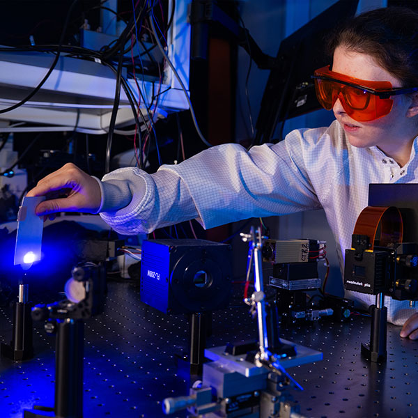 Researchers developed a soft #robotic arm that changes shape under the influence of #laser #light and that can achieve complex tasks. 

“This is a step toward having safer, more capable robotics for various applications.”

Read the OPN story: bit.ly/3ZDX8xy