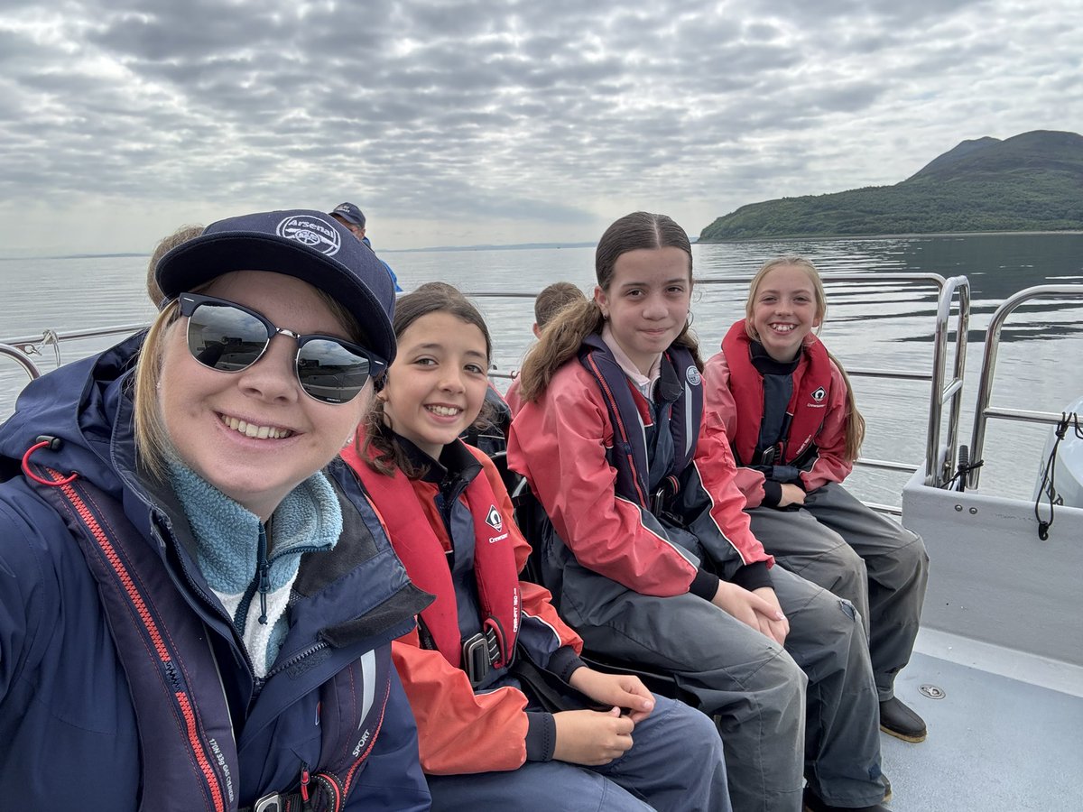 Our final day on Arran and we got some amazing weather!  Both groups got the chance to go out on the <a href="/ArranCoast/">Arran Coast</a> boat and do some science on the water and a spot of orienteering! 

Green group photos 🟢
<a href="/ArranOutdoor/">Arran Outdoor Education Centre</a>