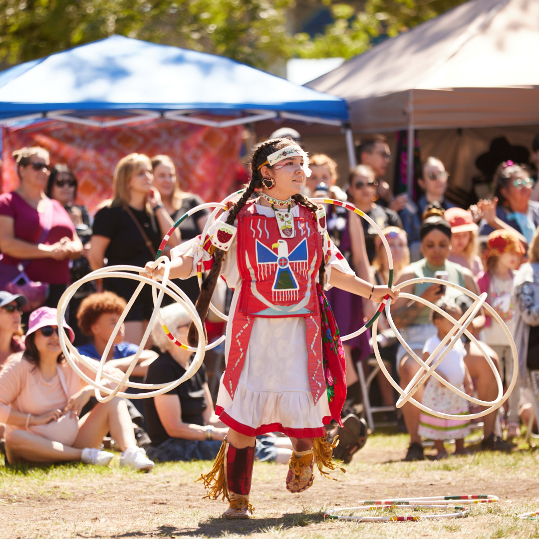 Toronto Public Library (@torontolibrary) on Twitter photo Celebrate National Indigenous Peoples Day with us at at Fort York this weekend: 
π Indigenous Arts Festival | Fri, Jun 20 
π Na-Me-Res Pow Wow | Sat, Jun 20
Come by to say hello, get a library card and learn about Indigenous initiatives at TPL. 
ow.ly/UToX50WbWQv Celebrate National Indigenous Peoples Day with us at at Fort York this weekend: 
π Indigenous Arts Festival | Fri, Jun 20 
π Na-Me-Res Pow Wow | Sat, Jun 20
Come by to say hello, get a library card and learn about Indigenous initiatives at TPL. 
ow.ly/UToX50WbWQv