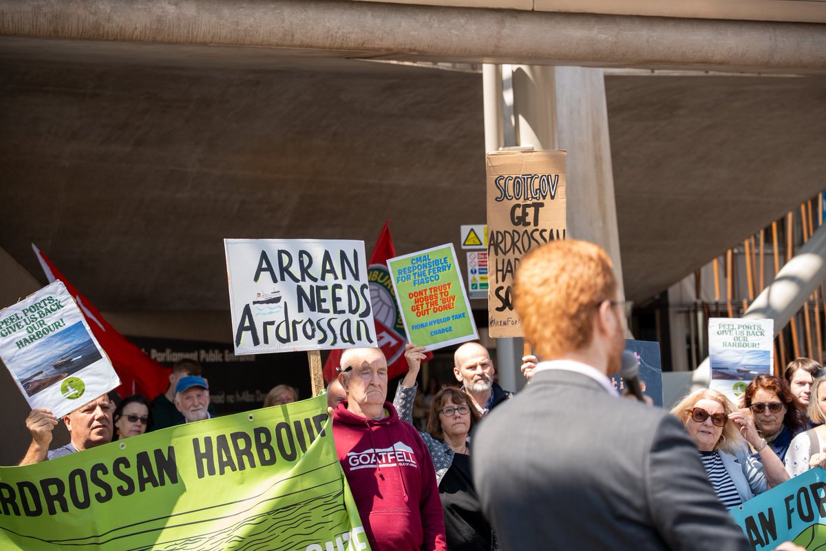 Ardrossan Harbour must be nationalised. Privatised ports have been a disaster. Owners based in overseas tax havens like Peel Ports squeeze out all the profit they can whilst failing my constituents on Arran &amp; in Ardrossan. I was proud to speak at the Save Ardrossan Harbour rally.