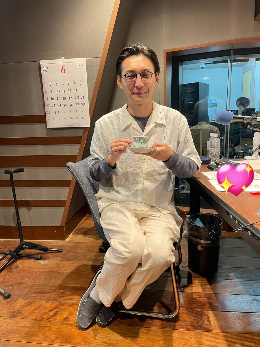 ☔️6月のCOFFEE G.O.A.T MUSICは‥

☕️
Overview Coffee日本橋で購入した
タンザニア　カトゥアイ　レンピラ
です🎞️

🎧
 2000 Blacks Got To Be Free  /  Fela Kuti feat. Roy Ayers

本日のモノマネは…🧅🧅

#ゴートJFN