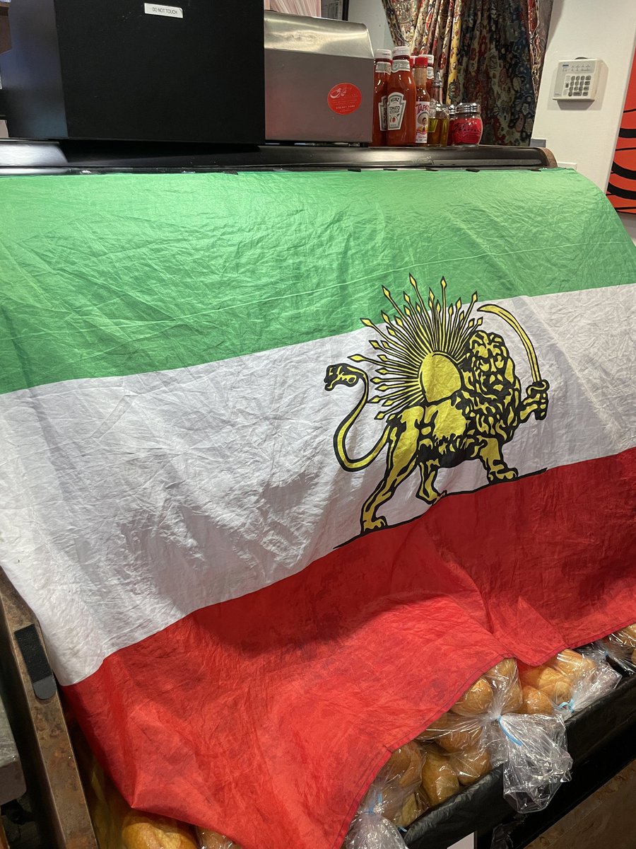 Benjamin Gottlieb tweet media