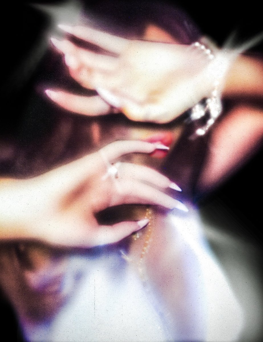 ۟ (@33l4333) on Twitter photo 