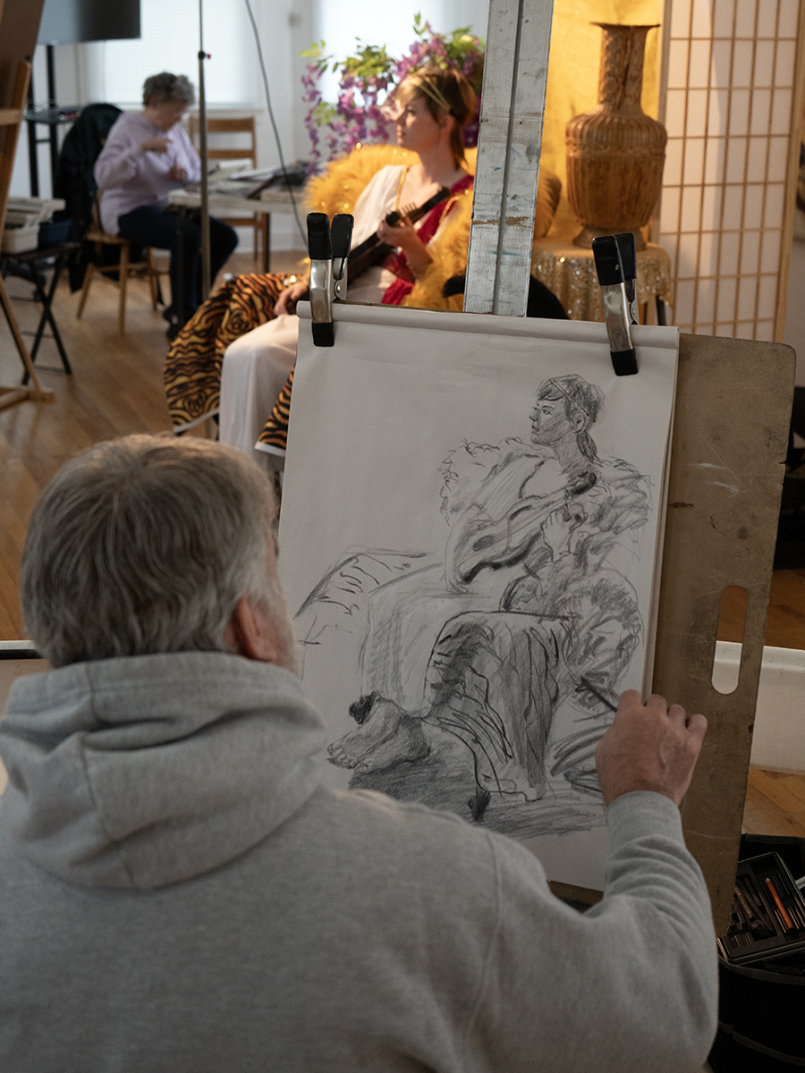 PenChalet's tweet image. We love seeing you create with your pens + inks—but even more, we love seeing you share that creativity with your community. 🎨 Meet Lee Stacy, artist + instructor, using fountain pens to inspire at NJ’s Ocean County Artists’ Guild. #PenChaletCommunity  #FountainPenInks #Inks