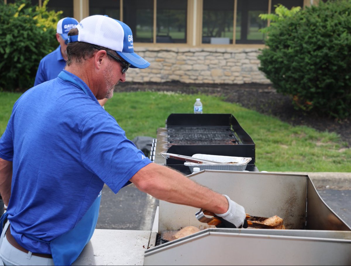 What a great day on the greens! The Riverview Health Heartfelt Thanks Golf Tournament was a fantastic event, bringing our community closer together. It was an honor to have been part of such a wonderful day supporting a great cause! ⛳