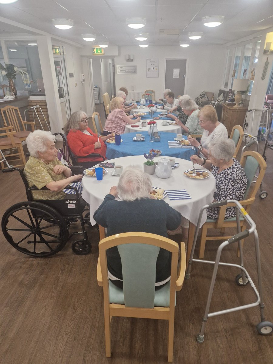 Leeds Recovery Service tweet media