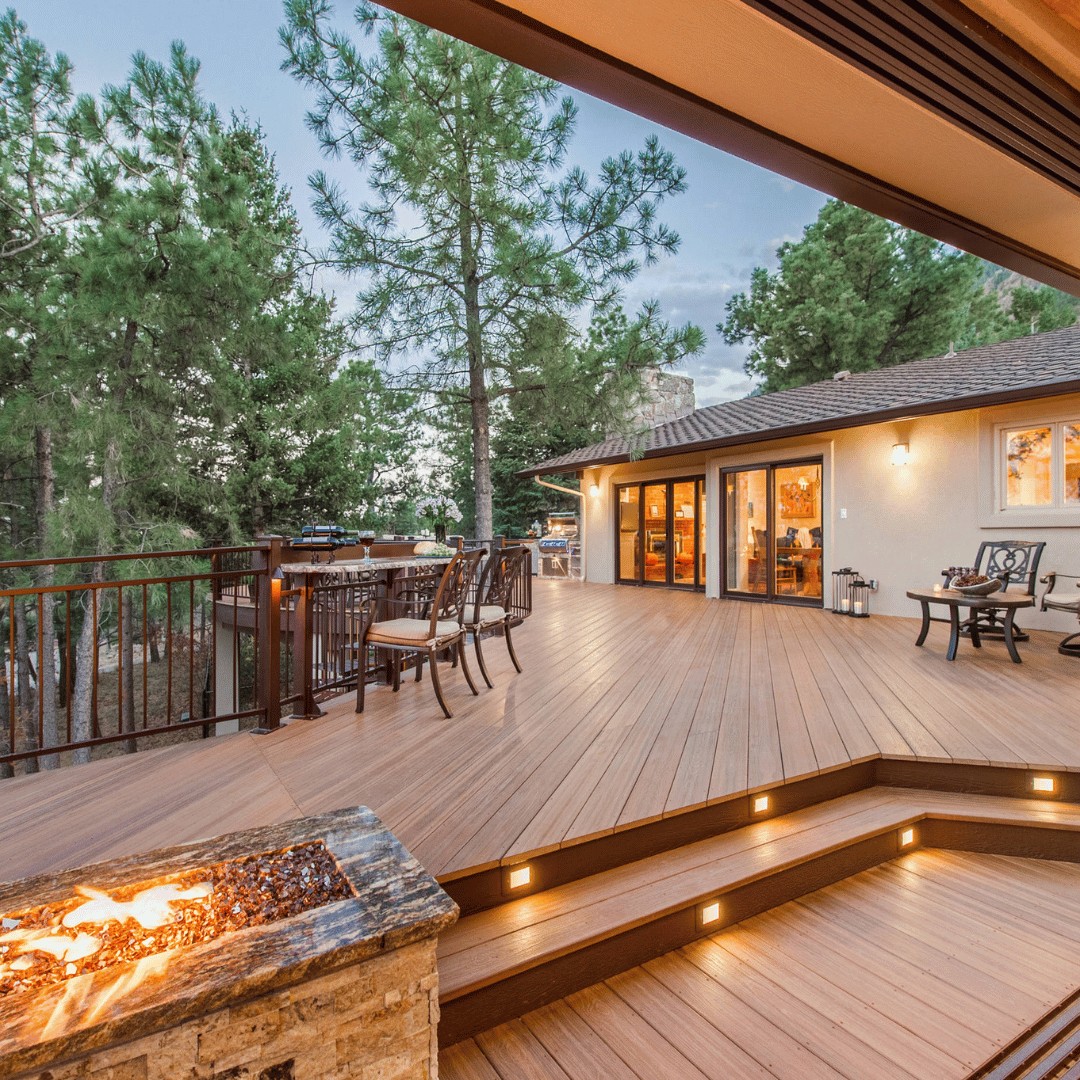 Wraparound, multi-level, or rooftop? Which deck design is right for your Northern Michigan home? Each style offers unique ways to enjoy the outdoors; discover the top 6 and get inspired via the link below:
hubs.la/Q03sYM4X0

#MichiganDecks #CustomBuiltMI #BoyneCity