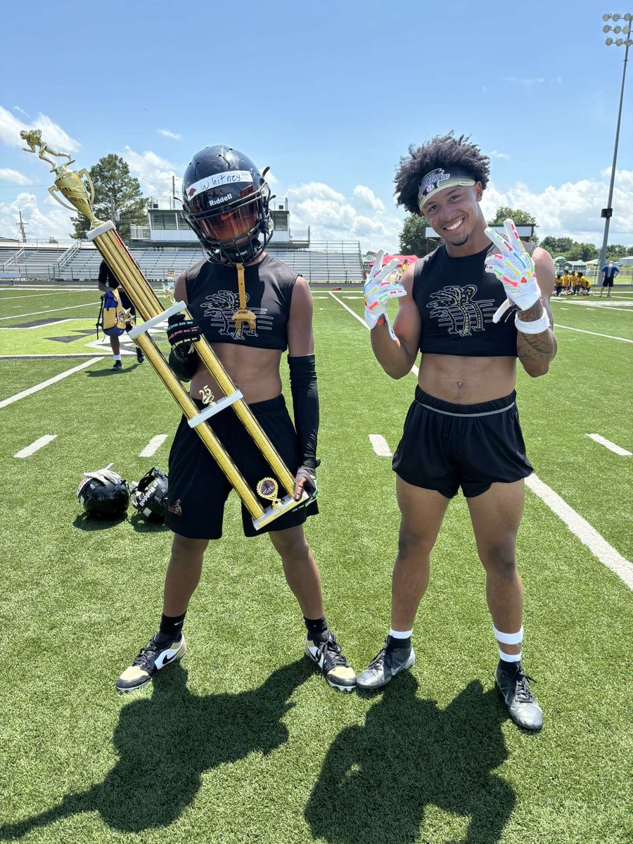 had a great day tuesday at the hoxie 7v7 tournament, won the championship!! <a href="/Jamalharper_15/">Jamal Harper</a> <a href="/tygeorge23/">Tyler George</a> <a href="/aycock_5/">AJ Aycock</a> <a href="/CoachVert/">Coach Lavar Neal</a>