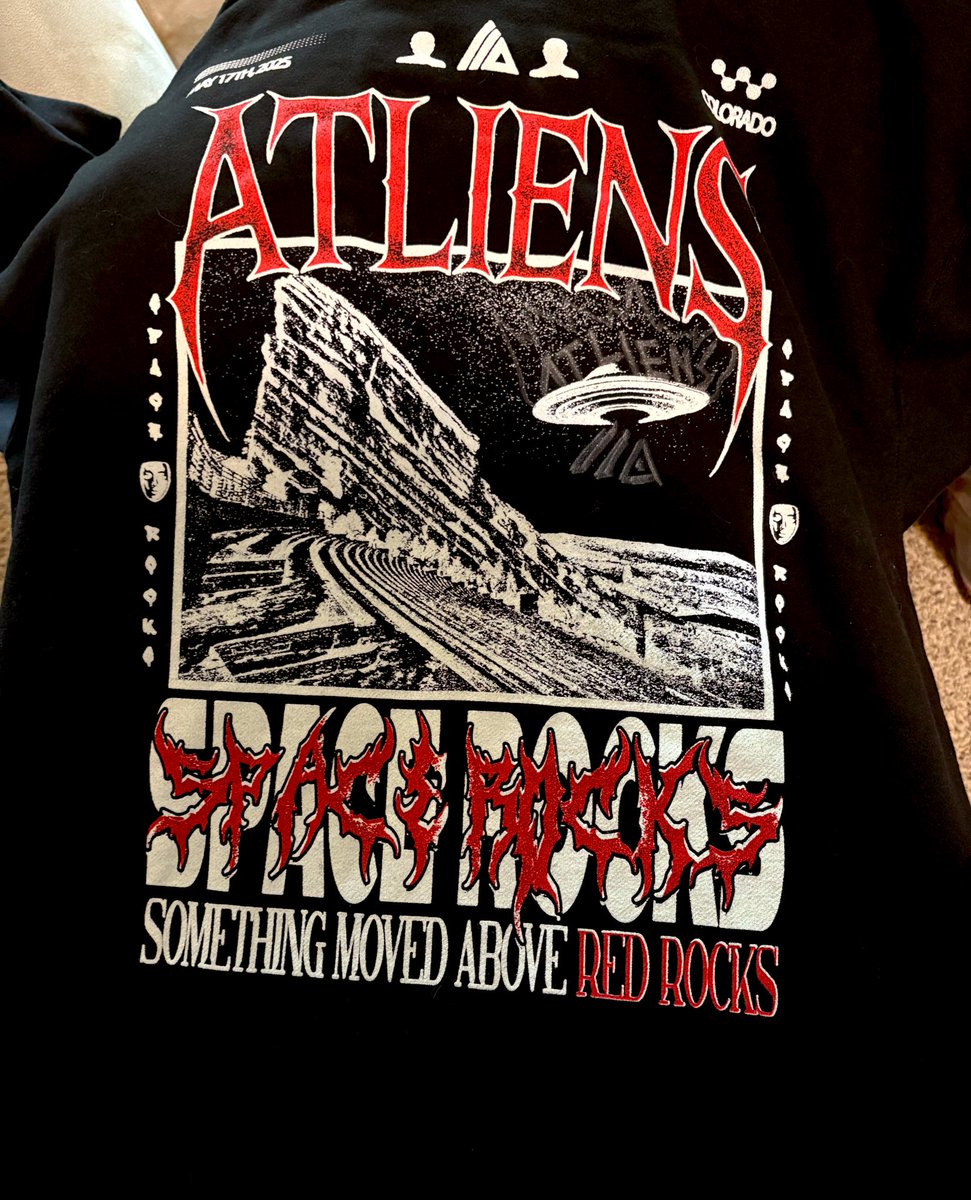 my bestie Yordano just surprised me with a signed <a href="/ATLiensOfficial/">ATLiens</a> space rocks hoodie &amp; im in shambles 😭 the sweetest gift ever 🖤👽