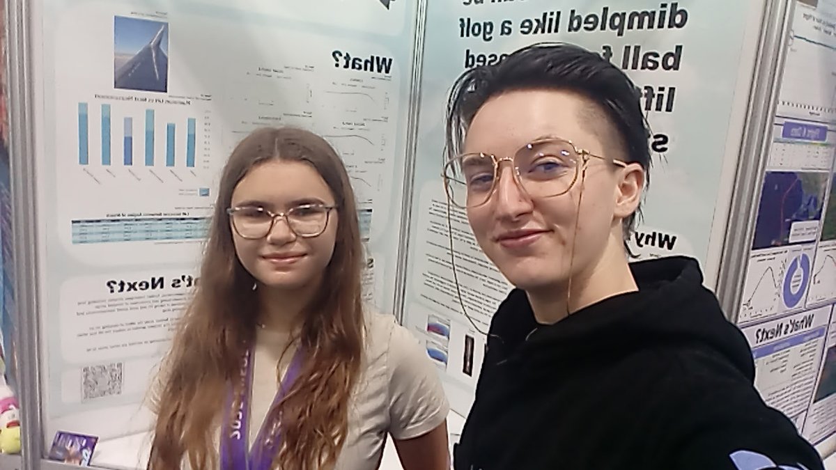2 Chinook's Edge students represented their schools well at the national science fair recently. Oceana Jones from Ecole Olds High and Claire Friesen from Cremona School both attended. Friesen brought home her 3rd bronze medal. #CESDAcademicExcellence
tinyurl.com/4dfescv8