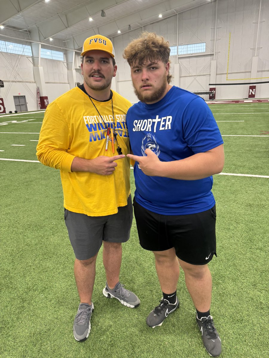 Had a great time with <a href="/Shorter_FB/">Shorter Hawks Football</a>  thank you <a href="/CoachLukeByrne/">Luke Byrne</a> <a href="/KJOTISSR/">Keith Otis</a>  <a href="/CoachMorrisonSU/">Kasey Morrison</a> <a href="/CoachPaxtonC/">Paxton Cottrell</a> <a href="/RyleeCheek/">Rylee Cheek</a> <a href="/Coach_HJacobs/">CoachHarlen Jacobs</a>