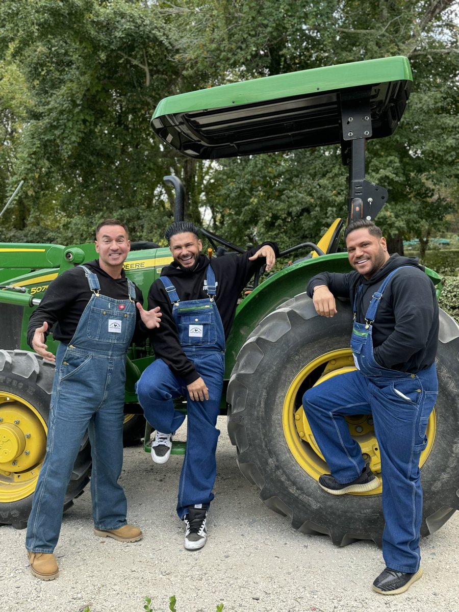 DTF had a new meaning :  Down to farm 🚜