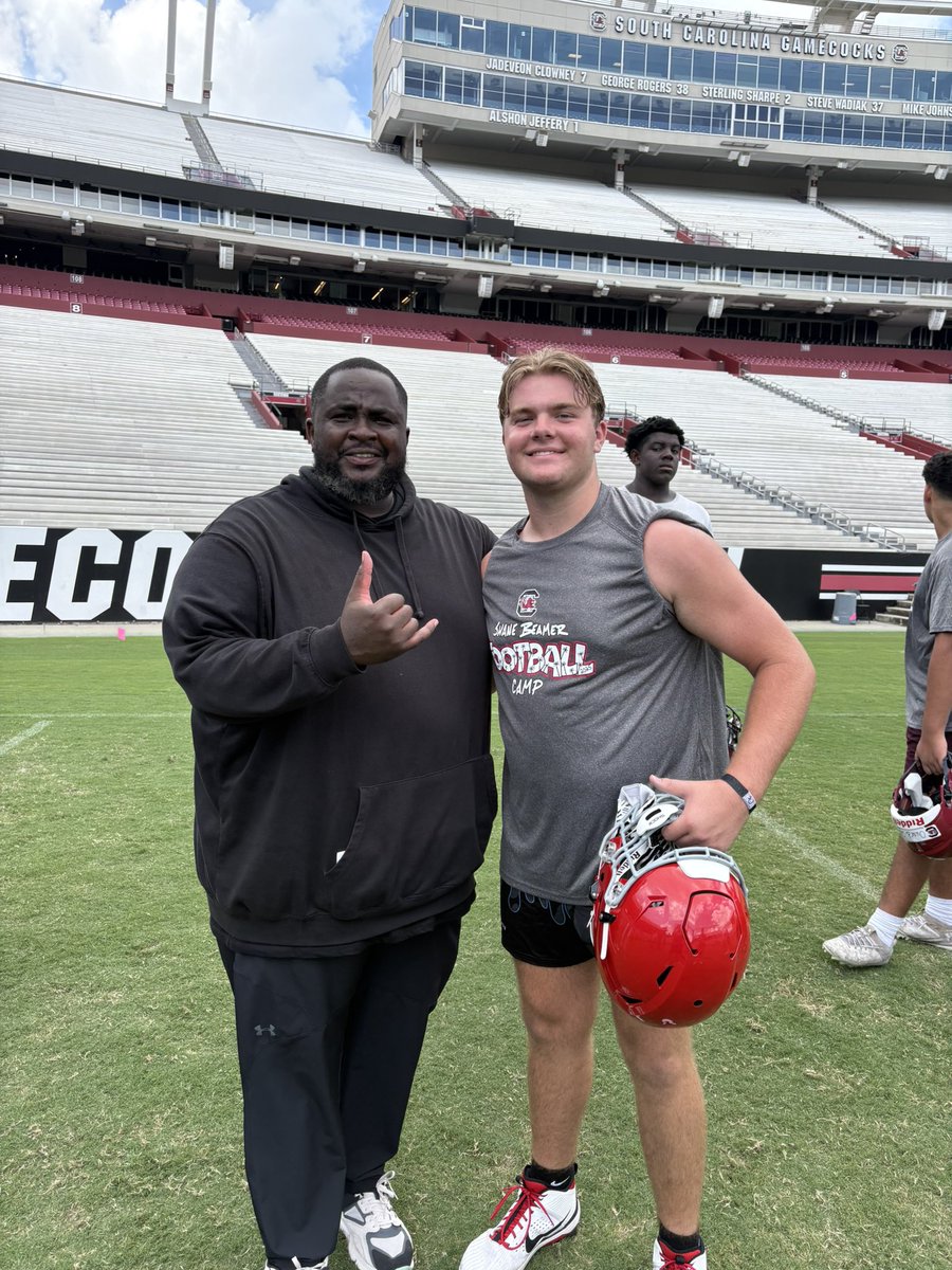 NoblesDax's tweet image. Had a great camp at @GamecockFB. Enjoyed being on campus at the University of South Carolina! @CoachTeasley @CoachSBeamer @CoachG_Adkins @ToombsFootball1 @CoachBMart @247recruiting @SEGAInTheGame @RecruitGeorgia @EliteGARecruits @GeorgiaPrepMag @On3Recruits @One11Recruiting
