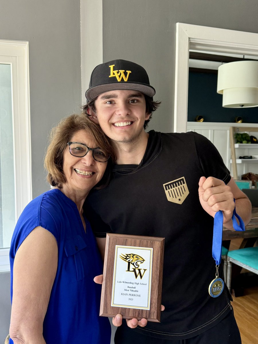 Kian Perrone tweet media