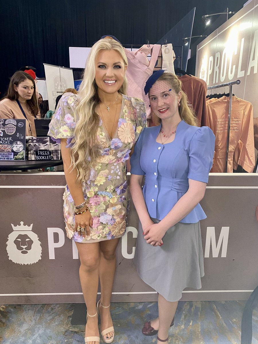 MarissaMahacek's tweet image. YWLS 2025 was a DREAM! What an INCREDIBLE weekend spent with 3,000 conservative women from across the country! Can’t wait for what’s in store for our @tpusastudents and for future @TPUSA conferences 💓🌸🎀