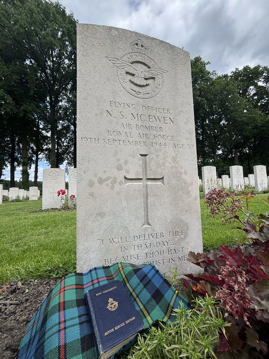 Ross McEwen (@rossmcewen) on Twitter photo Visited and paid my respects to G-G Uncle Norman Sutherland McEwen today in Oosterbeek, tragically killed during the Sep 1944 Battle of Arnhem.
Reunited with his RAF servicemanās Bible, recently discovered and kindly returned to us by <a href="/EmmausDover/">Emmaus Dover</a> earlier this year. Visited and paid my respects to G-G Uncle Norman Sutherland McEwen today in Oosterbeek, tragically killed during the Sep 1944 Battle of Arnhem.
Reunited with his RAF servicemanās Bible, recently discovered and kindly returned to us by <a href="/EmmausDover/">Emmaus Dover</a> earlier this year.