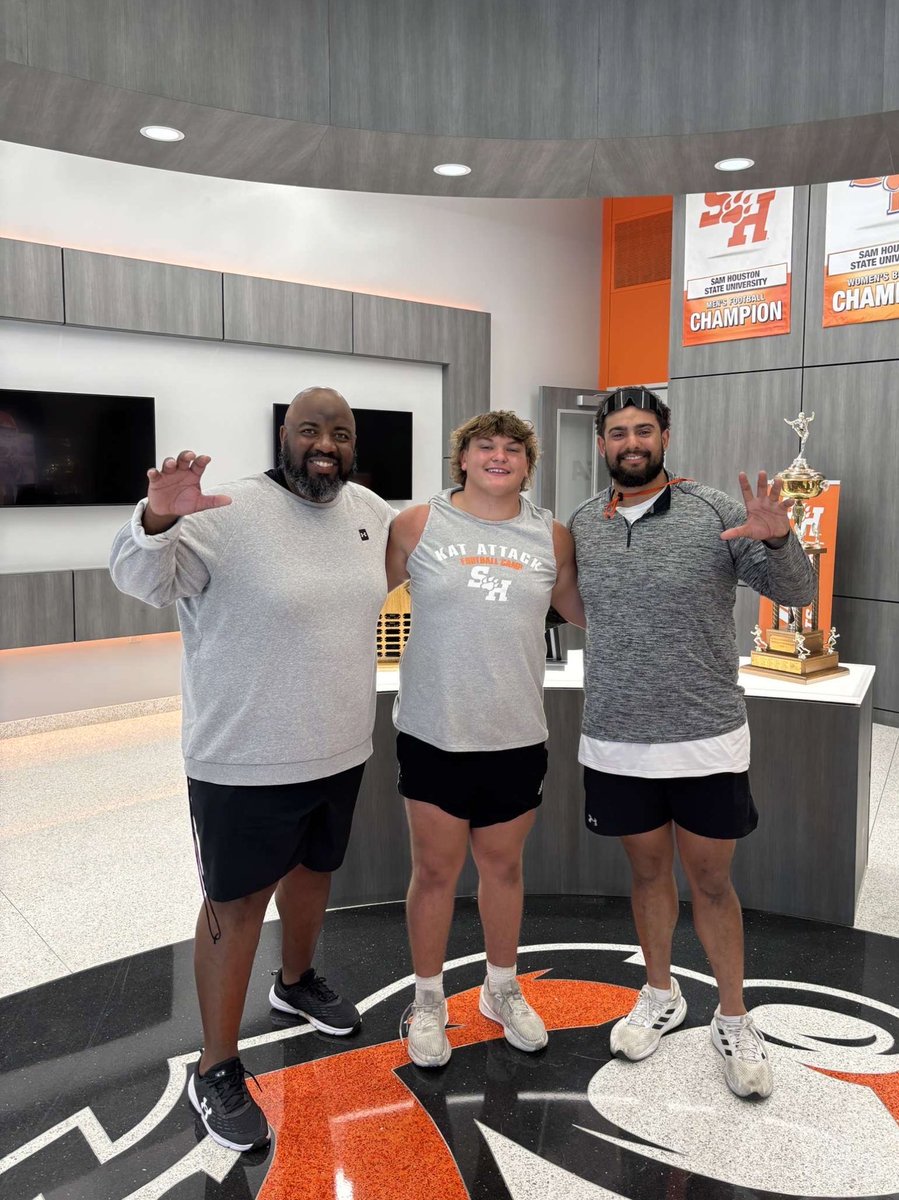 Had an amazing camp today <a href="/BearkatsFB/">Sam Houston Football</a> went 10-0 in 1on1’s &amp; and had a lot of fun competing <a href="/sethmason37/">Seth Mason</a> <a href="/CoachDJAdams/">Damien Adams</a> <a href="/DBCoachMcGraw/">Gary McGraw</a> <a href="/Coach___E/">Dovonte Edwards</a> <a href="/KZimkin/">Kayla Zimkin</a> <a href="/coachtwin_84/">Darnell whitaker</a> <a href="/TheCoachJoShow/">Prentice</a> <a href="/THillBAFootball/">Travis Hill</a>