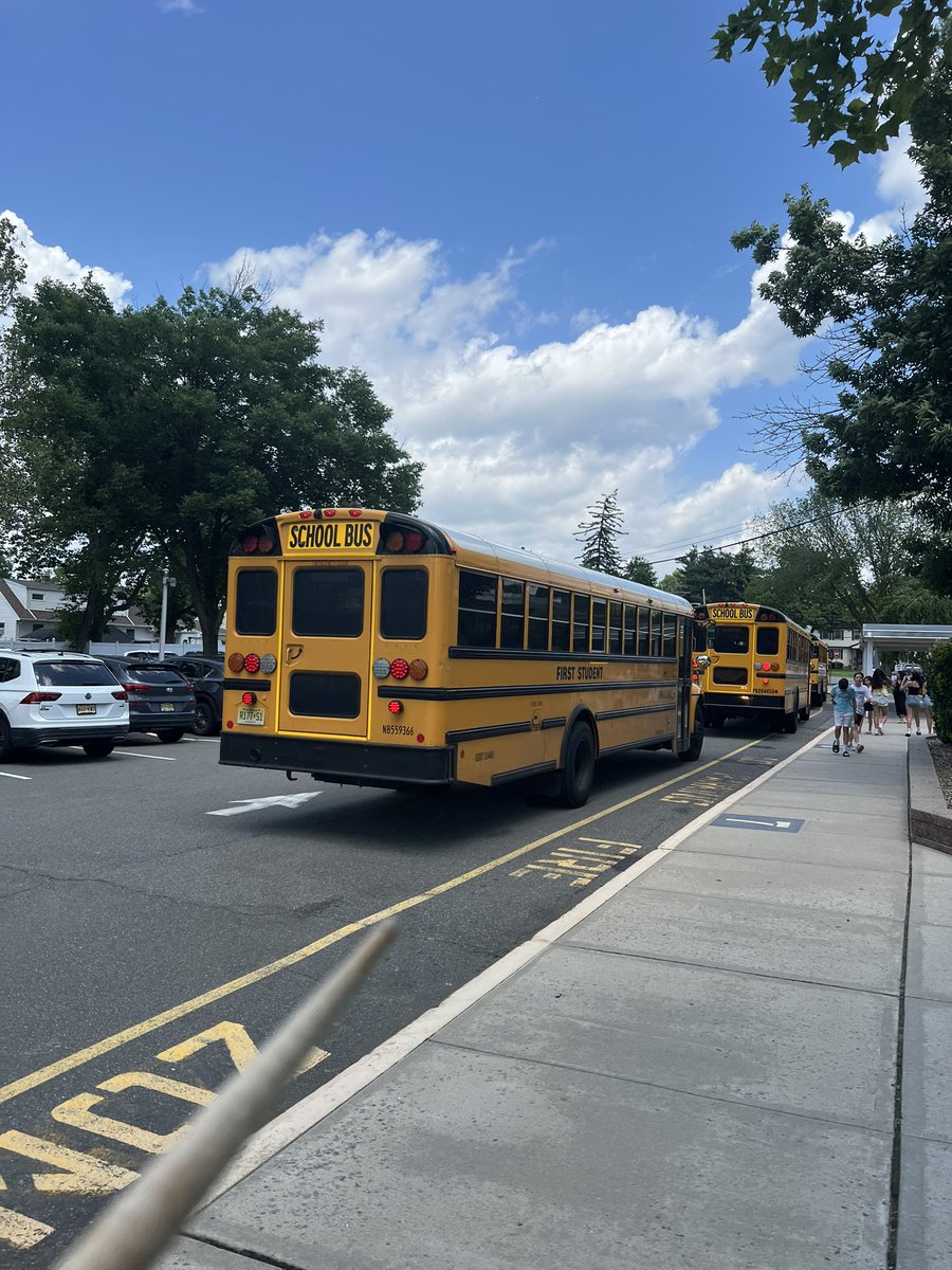 WestBrookMS (@westbrook_param) on Twitter photo That’s a wrap! Congratulations 8th grade! We love you! Happy Summer West Brook families! <a href="/WestBrook_Param/">WestBrookMS</a> That’s a wrap! Congratulations 8th grade! We love you! Happy Summer West Brook families! <a href="/WestBrook_Param/">WestBrookMS</a>
