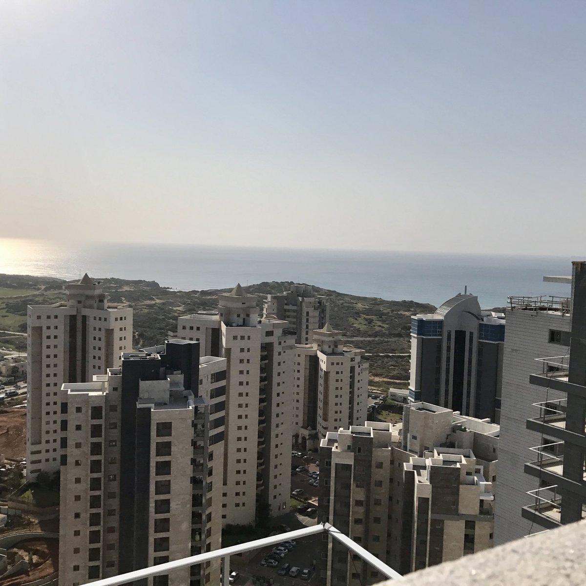 Pyranid's tweet photo. Les escaliers le Shabbat ! 😂 https://t.co/9wYCn8ZNqj