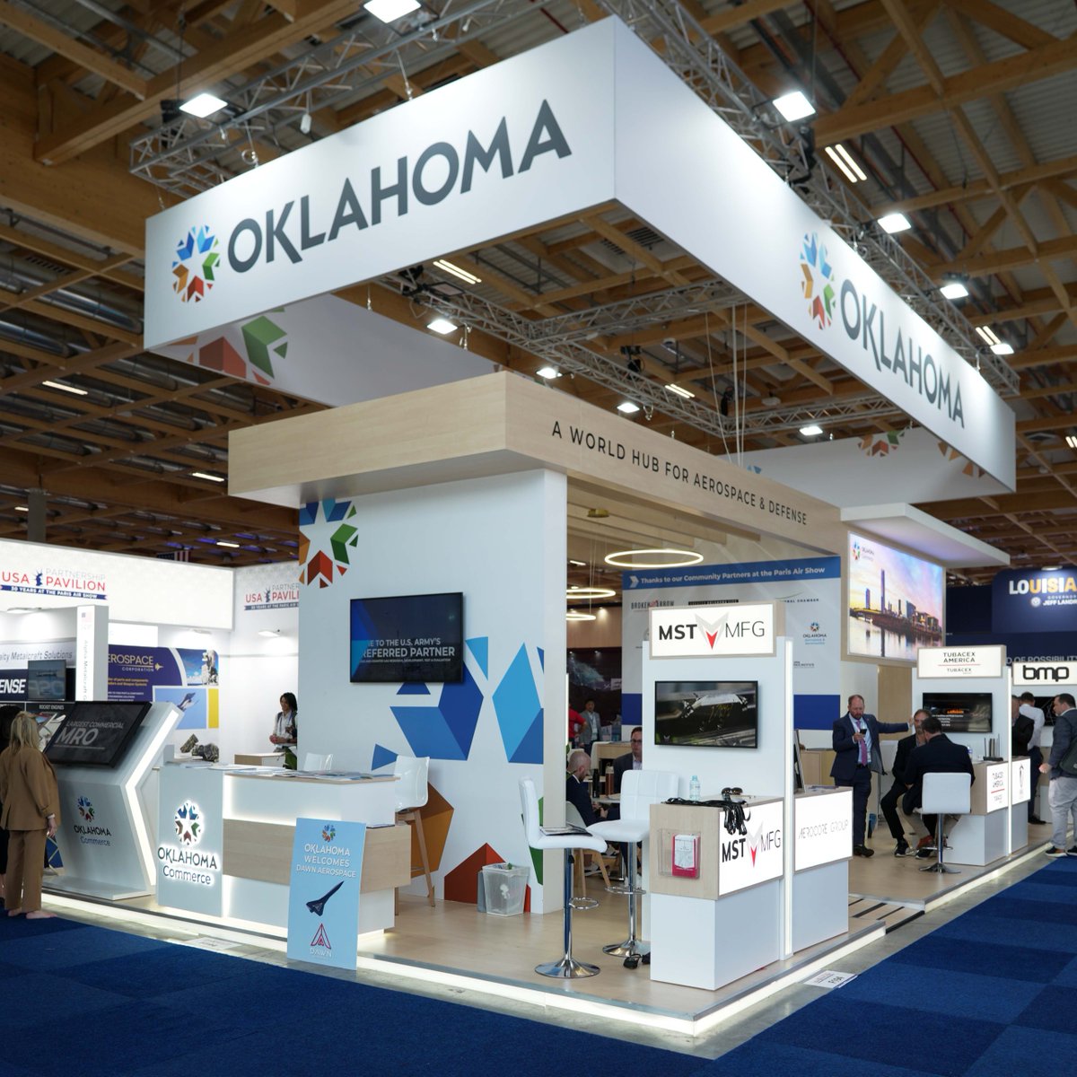 It’s the final day of the Paris Air Show, wrapping up a successful week of showcasing Oklahoma to the world!

A big thank you to our incredible delegation for their work representing Oklahoma’s aerospace and defense sector—our state’s second-largest and fastest-growing industry.