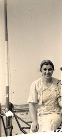 19 June 1899 | A German Jewish woman, Jeanette Königheim-Feilmann, was born in Jever. She emigrated to The Netherlands.

In September 1942 she was deported to #Auschwitz. She did not survive.