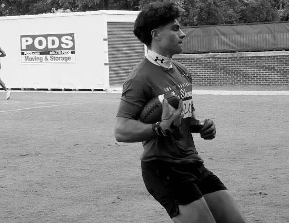 Christian Mendoza (@cmendoza0077) on Twitter photo Off Season Stats❗️
Height 5’10, Body Weight 180
40 4.34 Officially timed at DFW Showcase.
Shuttle 4.13❗️
Bench 300❗️
Squat 455❗️
Clean 265❗️
<a href="/Coach_Hulett/">Brian Hulett</a> <a href="/CoachTJones08/">Tayler Jones</a> <a href="/JClarkHFB247/">Jeremy Clark</a> <a href="/JGonzalesJr10/">Julio Gonzales Jr.</a> <a href="/Coach__OMalley/">Coach O’Malley</a> <a href="/Recruit_DFW/">RecruitDFW</a> <a href="/Tre_LandoTFL/">Tre_LandoTFL</a> <a href="/NP_Florida/">Chad Jamison</a> <a href="/TheMatt_V/">TheMatt_V</a> <a href="/RLC550/">Coach Carraway, M.EdL.</a> Off Season Stats❗️
Height 5’10, Body Weight 180
40 4.34 Officially timed at DFW Showcase.
Shuttle 4.13❗️
Bench 300❗️
Squat 455❗️
Clean 265❗️
<a href="/Coach_Hulett/">Brian Hulett</a> <a href="/CoachTJones08/">Tayler Jones</a> <a href="/JClarkHFB247/">Jeremy Clark</a> <a href="/JGonzalesJr10/">Julio Gonzales Jr.</a> <a href="/Coach__OMalley/">Coach O’Malley</a> <a href="/Recruit_DFW/">RecruitDFW</a> <a href="/Tre_LandoTFL/">Tre_LandoTFL</a> <a href="/NP_Florida/">Chad Jamison</a> <a href="/TheMatt_V/">TheMatt_V</a> <a href="/RLC550/">Coach Carraway, M.EdL.</a>