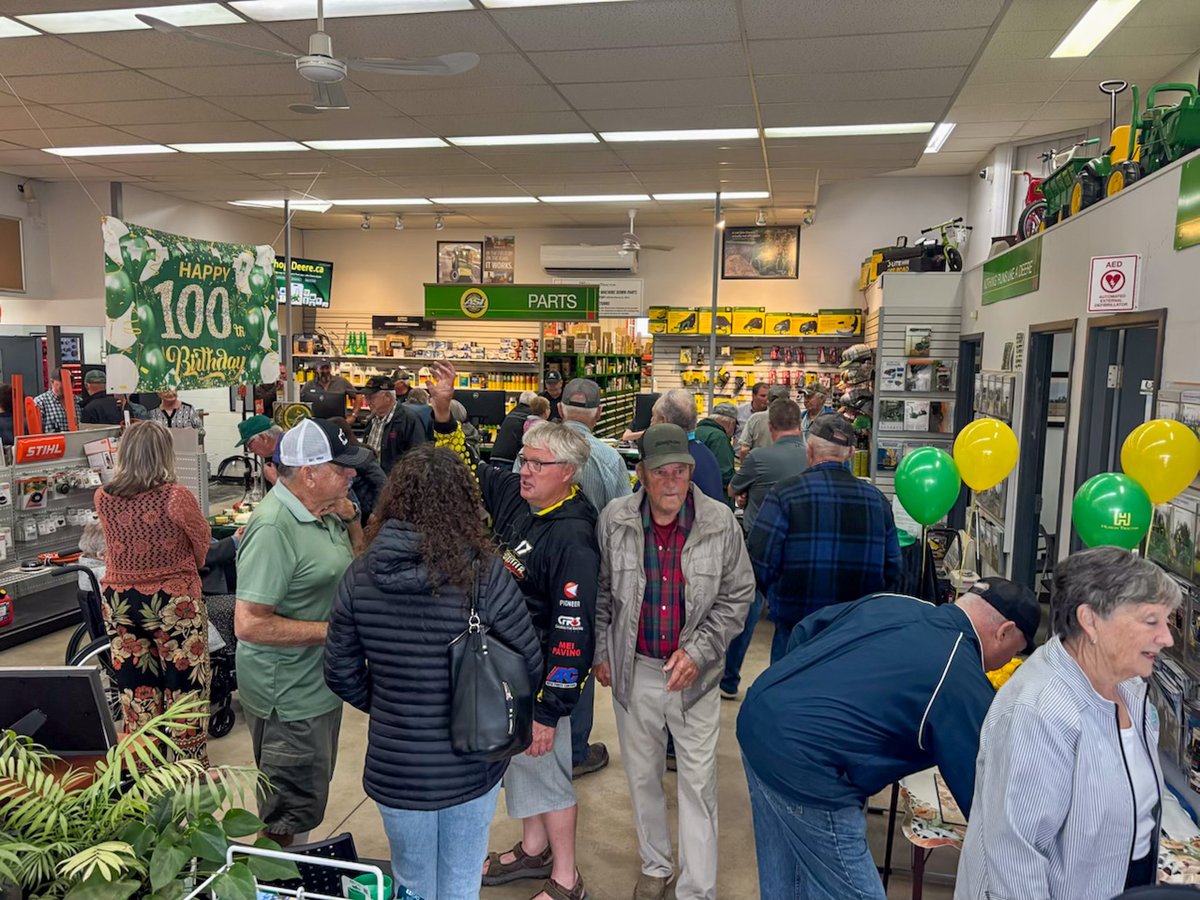 Thank you to everyone who dropped by the Chatsworth store today to celebrate Ivan Carmichael's 100th birthday! What a fantastic turnout from the community ♥