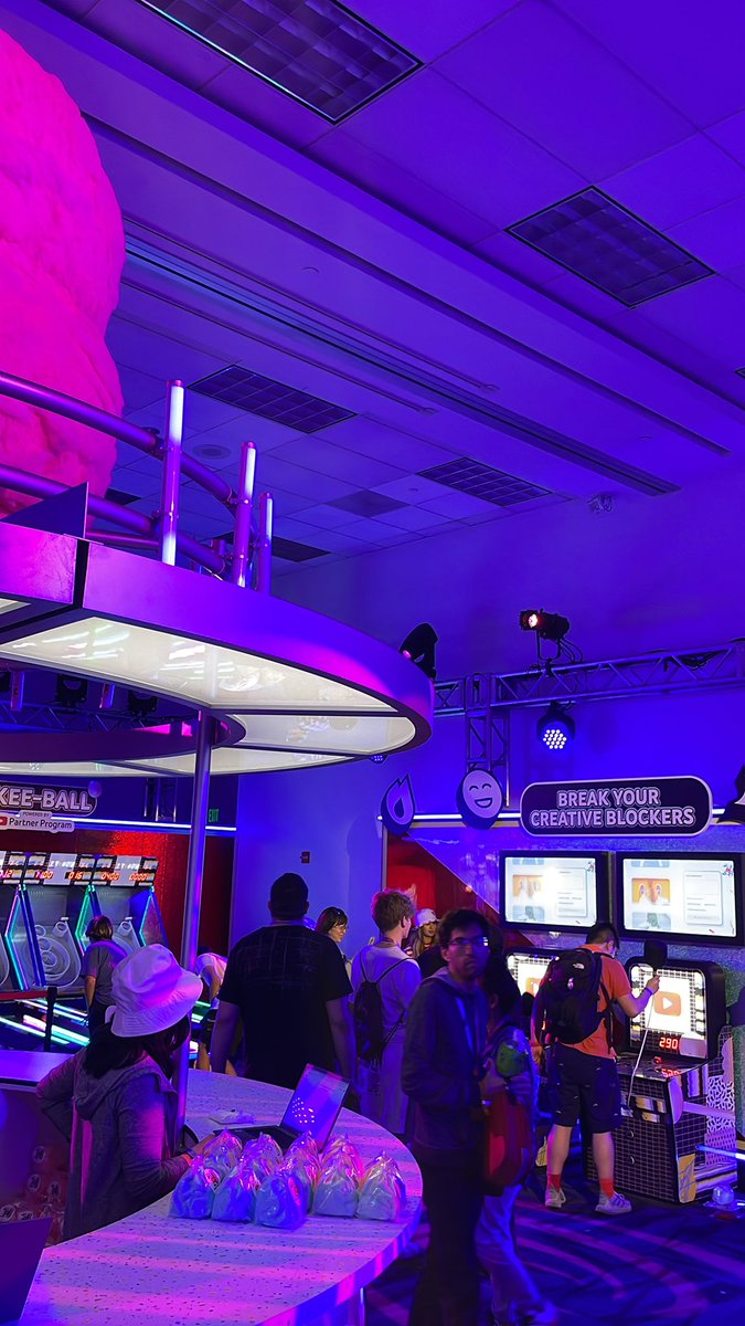 TheOriginalDisco tweet media