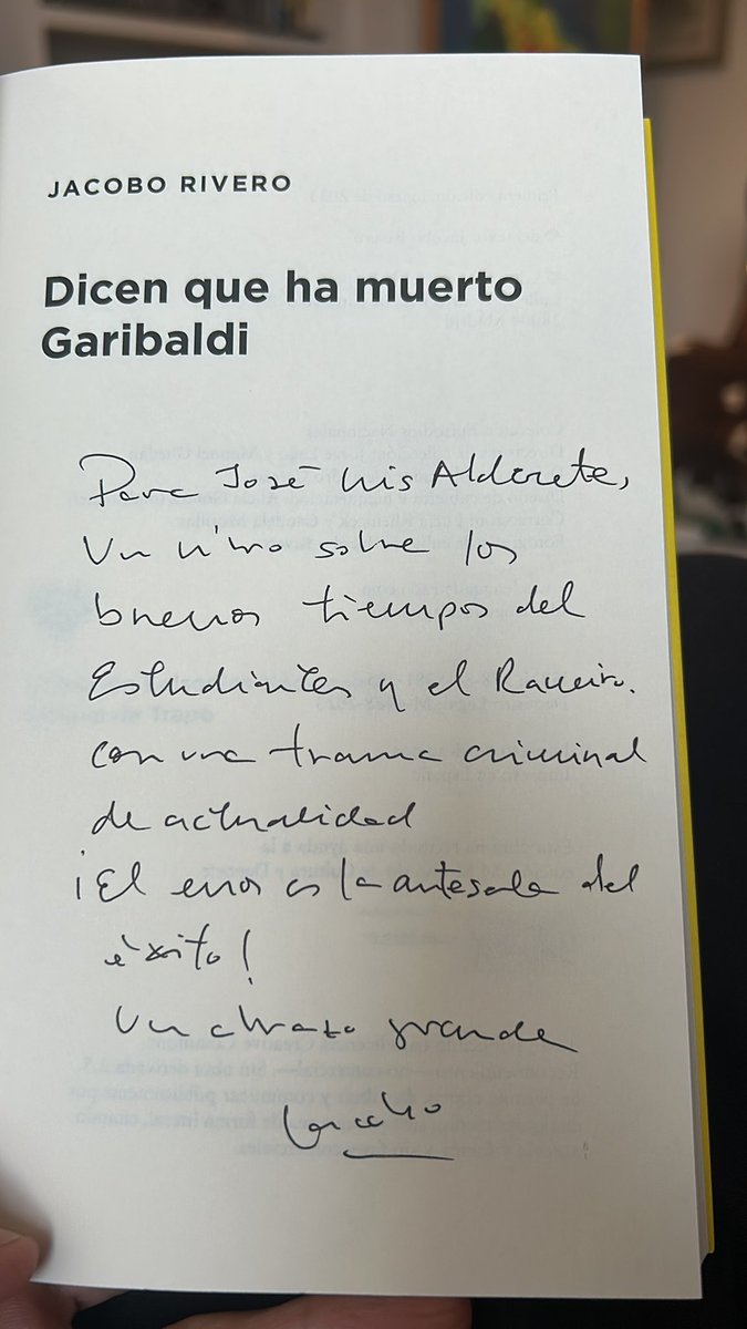 Pues vamos con el último de <a href="/JkbRivero/">Jacobo Rivero</a> 
Y además, dedicado.
Aviso que acabo de terminar uno de Eduardo Mendoza