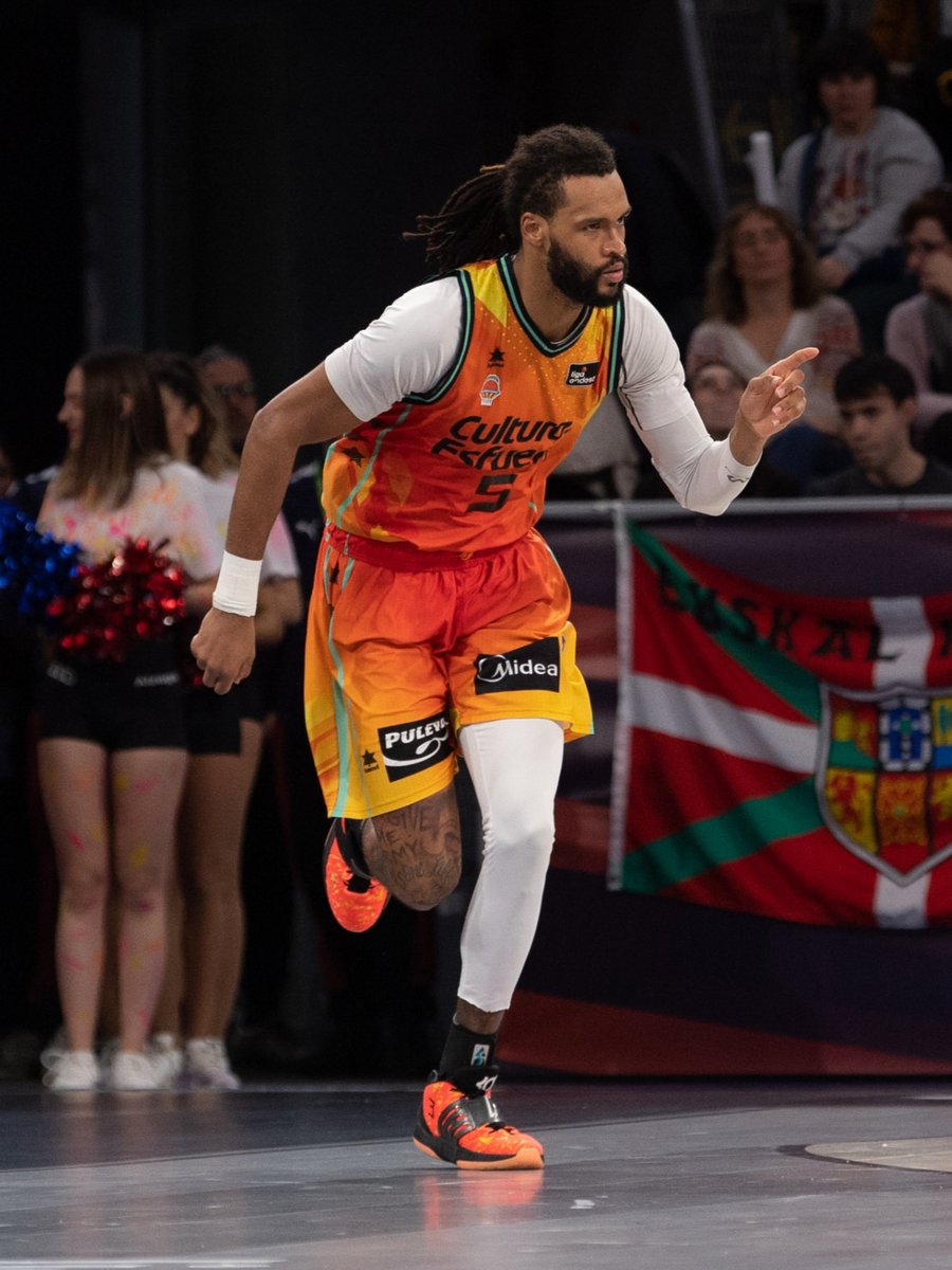 UnicajaCB (@unicajacb) on Twitter photo 🚨FICHAJE🚨
💚💜Webb III, el nuevo "4" de la temporada 2025-26💚💜
🔗 unicajabaloncesto.com/noticia/ver/id…
BIENVENIDO AL CARPENA <a href="/WassupWebb/">James Webb III</a> 🚨FICHAJE🚨
💚💜Webb III, el nuevo "4" de la temporada 2025-26💚💜
🔗 unicajabaloncesto.com/noticia/ver/id…
BIENVENIDO AL CARPENA <a href="/WassupWebb/">James Webb III</a>