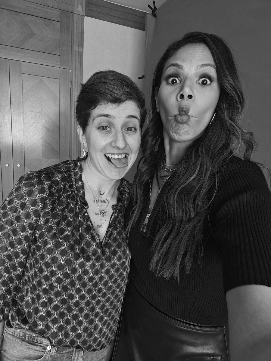 Maritxu____'s tweet image. If someone had told me one day that I was going to meet Grace Greenleaf I would never have believed it and yet this dream came true this weekend, I still can&apos;t believe it, thank you @DreamitCon for making our wildest dreams come true 🥹🫶
#FRR5 #MerleDandridge